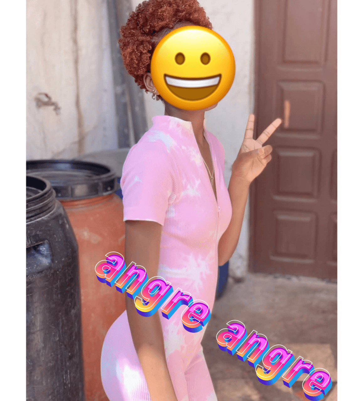 Angré 22eme belle fille vient d’arriver reçois ou deplace baiise sans capote 