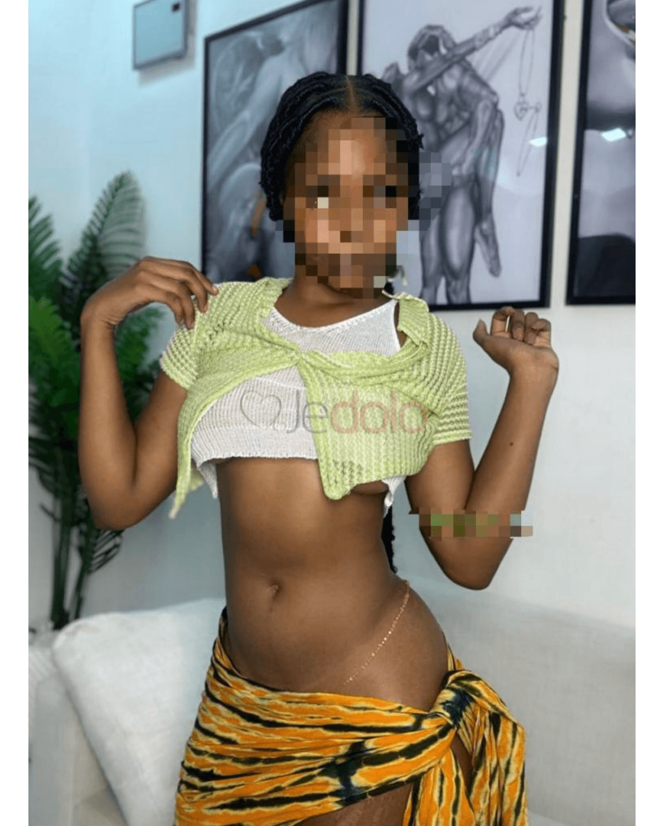Abobo N’dotre nouvelle fille 18 ans baizz sans capot reçois déplacemen