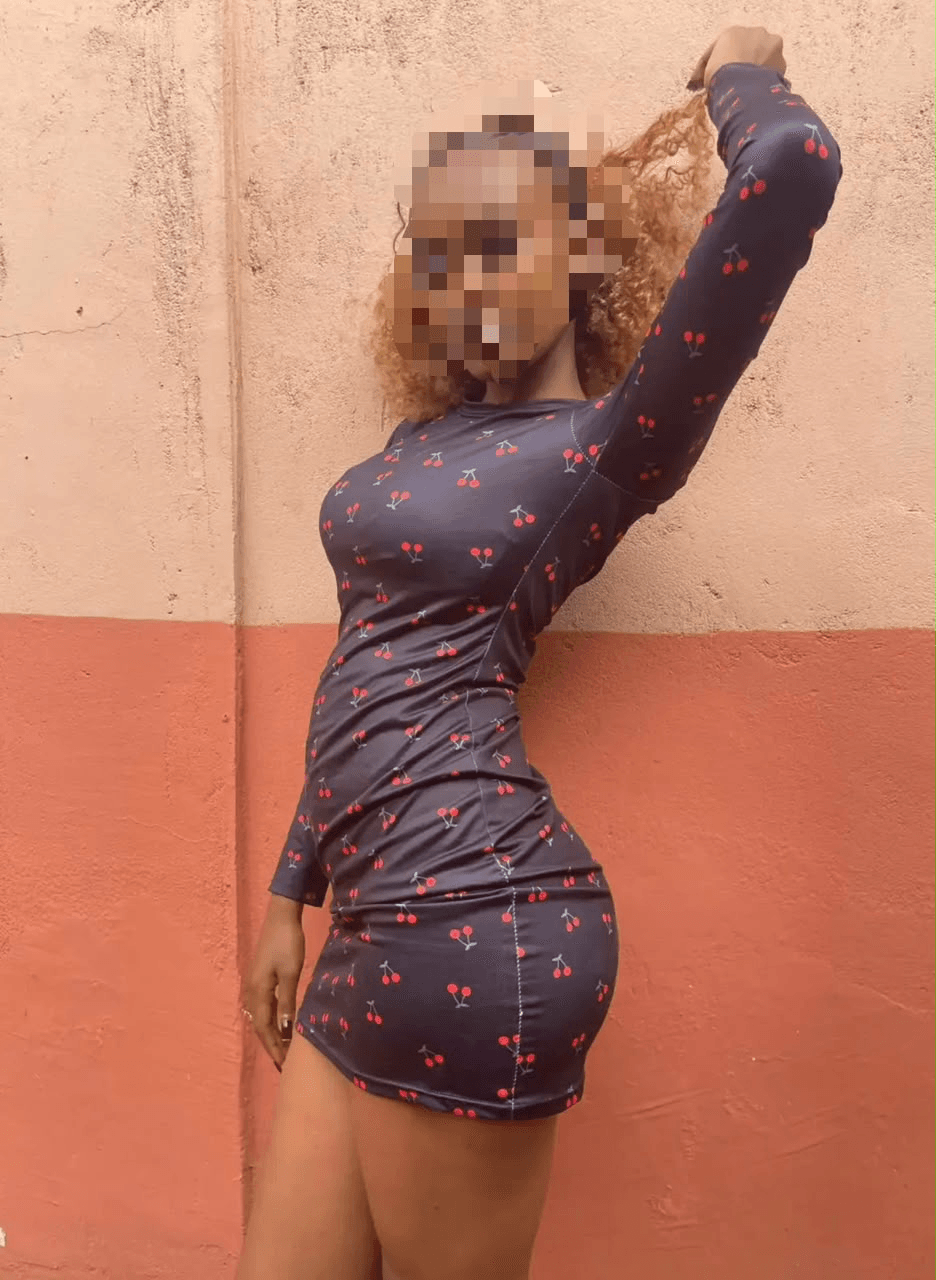 Abobo Ndotré nouvelle minette 19 ans baizz sans capot déplacement 