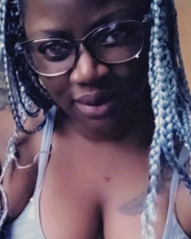 JE TE PAYÉ CASH 500.000 FCFA ET TU ME BAISE DANS MON ANUS 